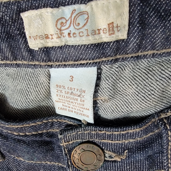 SO wear it declare it junior Jeans.     T24 - Picture 11 of 11